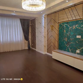 In Baku 215.0 m² apartment is for sale - Image 2