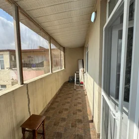 In Baku 70.0 m² apartment is for sale - Image 5