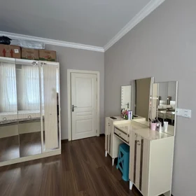 In Baku 70.0 m² apartment is for sale - Image 2