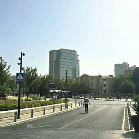 In Baku 75.0 m² apartment is for rent - Image 3