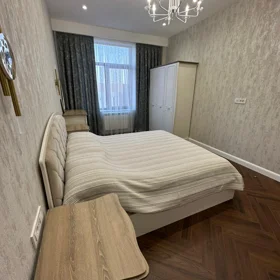 In Baku 130.0 m² apartment is for rent - Image 3