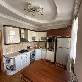 In Baku 120.0 m² apartment is for sale - Image 4