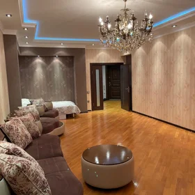 In Baku 154.0 m² apartment is for sale
