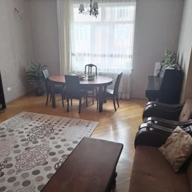 In Baku 140.0 m² apartment is for sale - Image 4