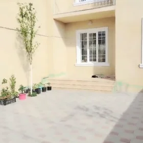 In Baku 120.0 m² house with 4.0 rooms is for sale - Image 4