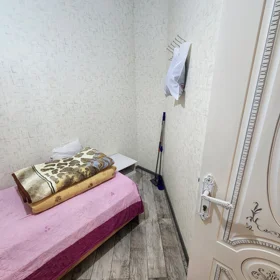 In Khirdalan 93.0 m² apartment is for sale - Image 4