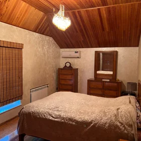 In nan 150.0 m² house with 4.0 rooms is for rent - Image 4