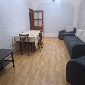 In Baku 100.0 m² apartment is for rent