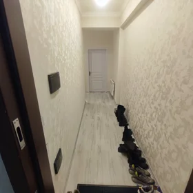 Baku-da nan m2 mənzil satılır