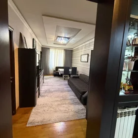 Baku-da 74.0 m2 mənzil satılır