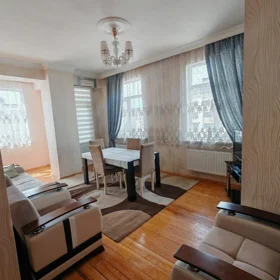 In Baku 107.0 m² apartment is for sale