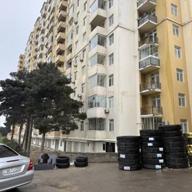 In Baku 70.0 m² apartment is for sale