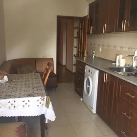 In Baku 90.0 m² apartment is for sale - Image 4