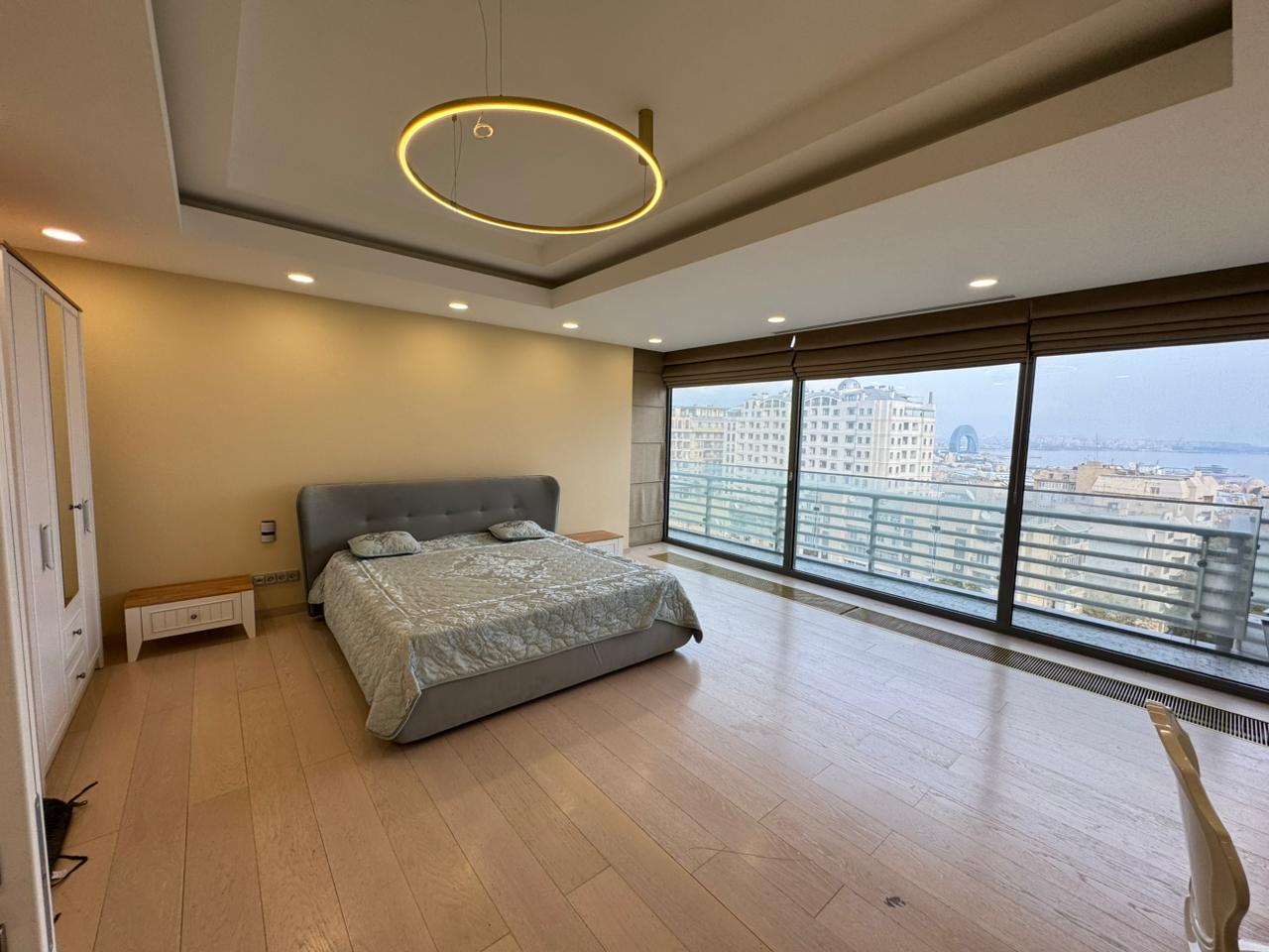 In Bakı 370 m² apartment with 4 rooms is for rent - Image 15