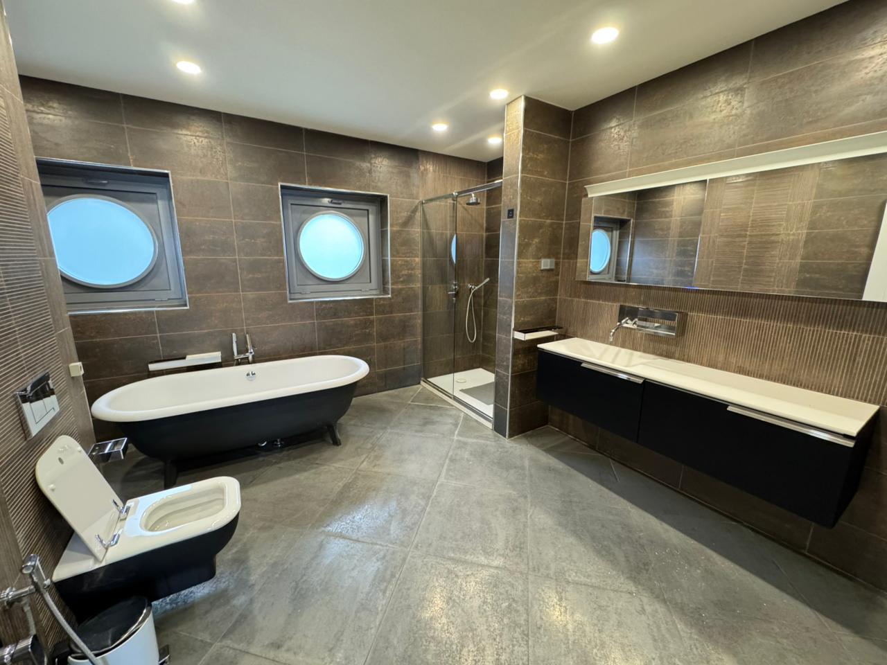 In Bakı 370 m² apartment with 4 rooms is for rent - Image 17