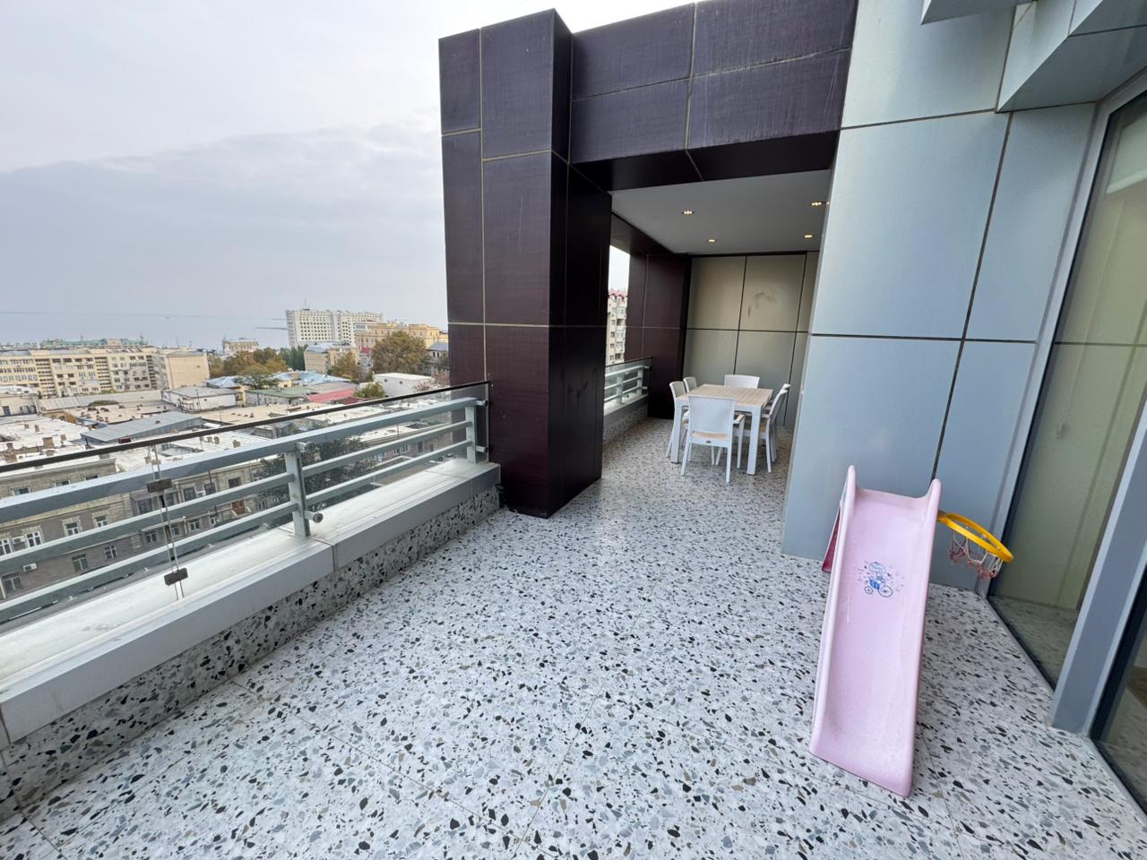In Bakı 370 m² apartment with 4 rooms is for rent - Image 22