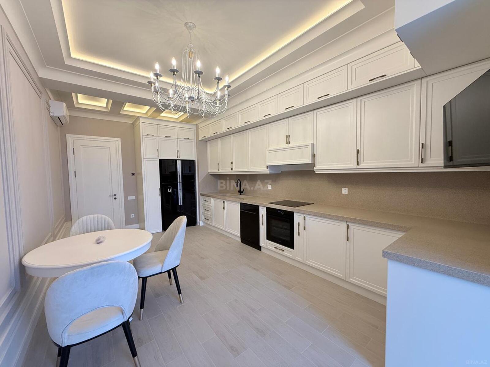 In Bakı 225 m² apartment with 3 rooms is for rent - Image 6