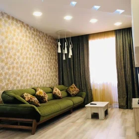 In Baku 110.0 m² apartment is for rent