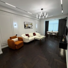 In Baku 68.0 m² apartment is for rent