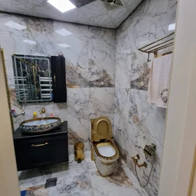 In Baku 120.0 m² apartment is for sale - Image 5