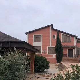 Baku-da 8.0 otaqlı 400.0 m2 bağ kirayə verilir