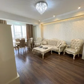 In Baku 70.0 m² apartment is for sale