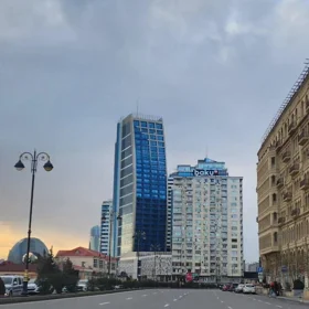 In Baku 140.0 m² apartment is for sale
