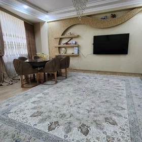 In Baku 150.0 m² apartment is for sale