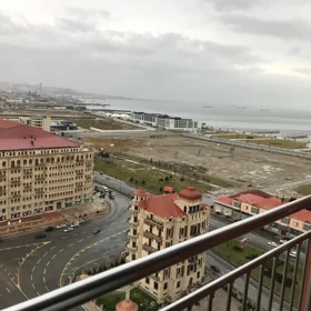 Xətai rayonu-da 78.0 m2 mənzil kirayə verilir