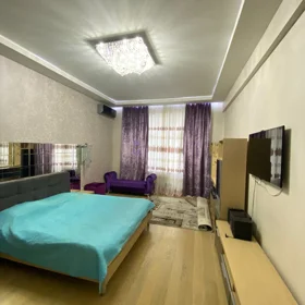In Baku 150.0 m² apartment is for rent