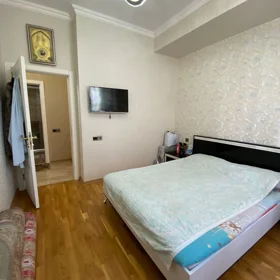 In Khirdalan 83.0 m² apartment is for sale - Image 9