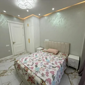 In Baku 150.0 m² apartment is for rent - Image 10