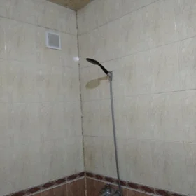 In Baku 90.0 m² apartment is for rent - Image 2