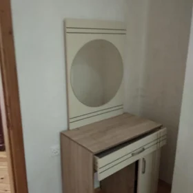 In Baku 90.0 m² apartment is for rent - Image 3