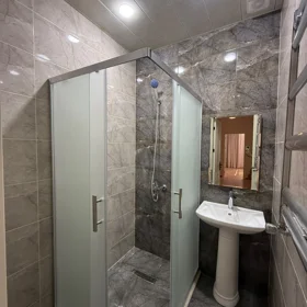 In Səbail rayonu 75.0 m² apartment is for rent - Image 2