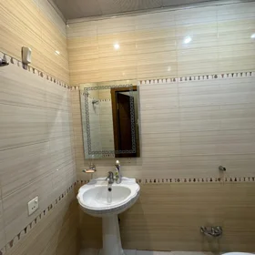 In Baku 91.0 m² apartment is for rent - Image 6