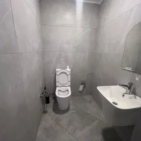In Baku 85.0 m² apartment is for rent - Image 7