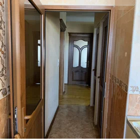 In Baku 140.0 m² apartment is for rent - Image 4