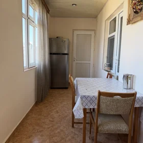 In Baku 140.0 m² apartment is for rent - Image 6
