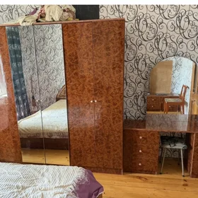 In Baku 140.0 m² apartment is for rent - Image 8