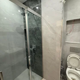 In Baku 92.0 m² apartment is for sale - Image 2