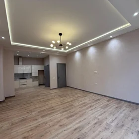In Baku 92.0 m² apartment is for sale - Image 3