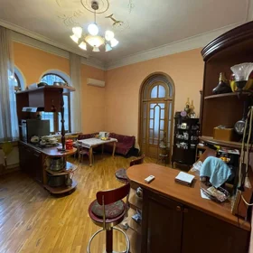 In Baku 800.0 m² house with 14.0 rooms is for rent - Image 6
