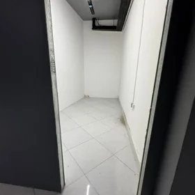 In Baku 250.0 m² commercial is for rent - Image 2