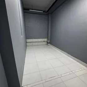 In Baku 250.0 m² commercial is for rent - Image 3