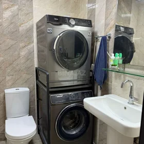 In Baku 103.0 m² apartment is for sale - Image 2