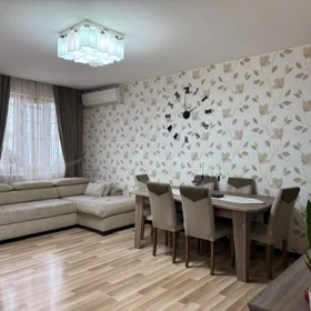 In Baku 103.0 m² apartment is for sale - Image 4
