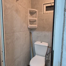 In Baku 68.0 m² apartment is for rent - Image 9