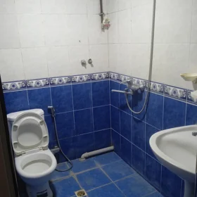 In Baku 70.0 m² apartment is for sale - Image 10