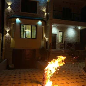 In Baku 480.0 m² house with 7.0 rooms is for sale - Image 10